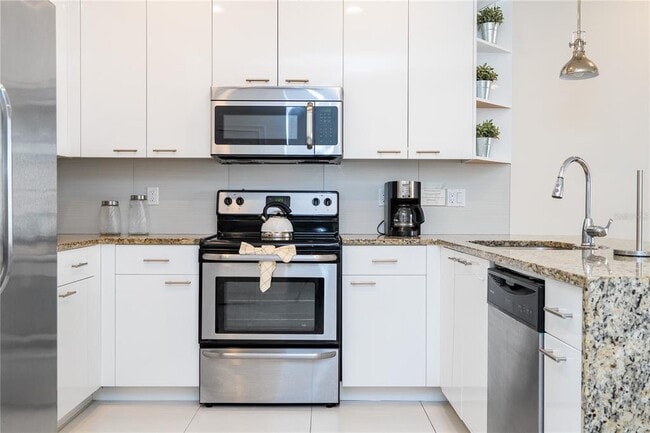 Building Photo - 1615 Retreat Cir