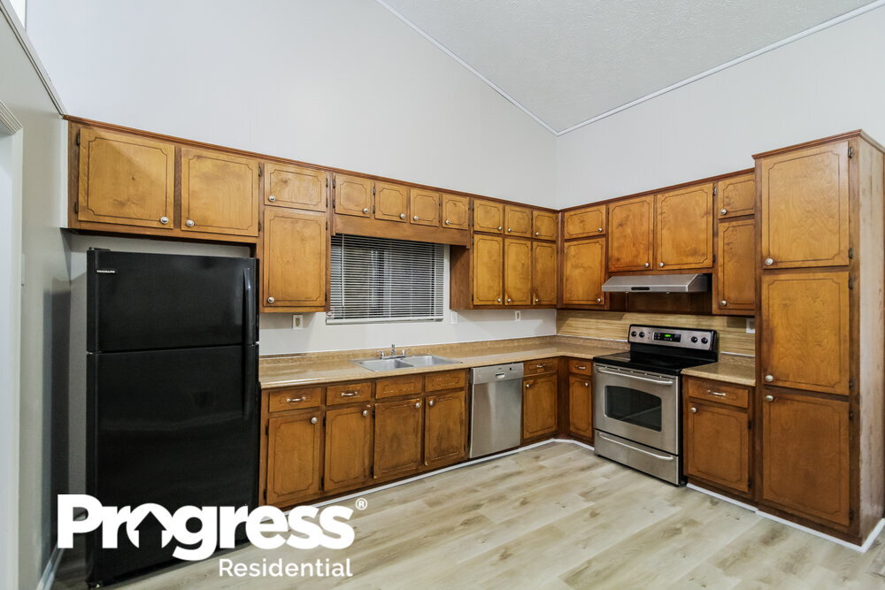 Building Photo - 6875 Fielder Ct