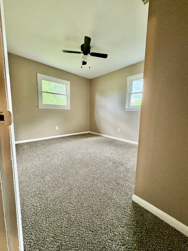 Building Photo - 3330 Karian Dr