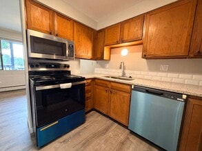 Building Photo - Garfield713 (MK-KS-RB)