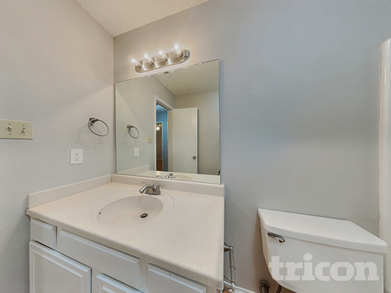 Building Photo - 202 Cutting Horse Ln