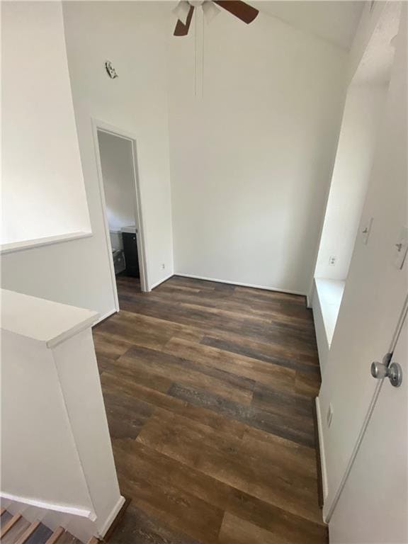 Building Photo - 912 W 22 1/2 St