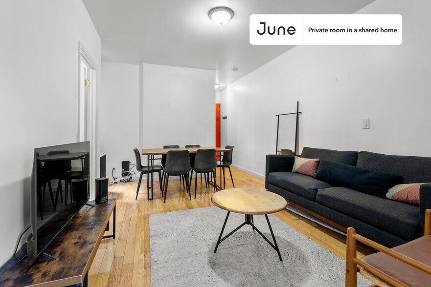 Building Photo - Room in Shared 3 bed/1 bath home in Chinatown