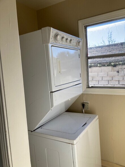 washroom - 653 15th St