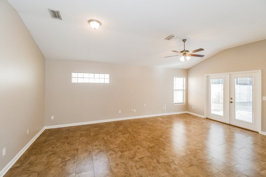 Building Photo - 1141 Brookwood Bluff Rd E