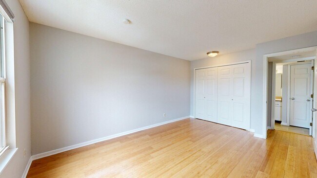 Building Photo - 103 Fieldcrest St