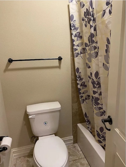 Building Photo - 1006 Jamal Dr