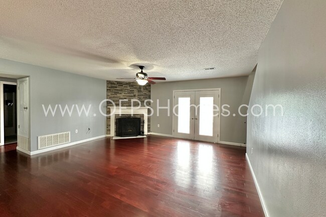 Building Photo - Spacious 4-Bedroom Home with Bonus Loft & Huge Backyard Deck – Available Now!