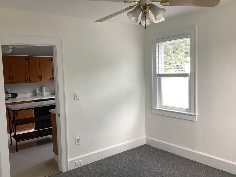 Office - 290 Bruce Park Ave