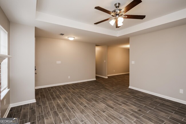 Building Photo - 6885 Bannister Park Ln