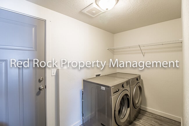 Building Photo - 2616 N Arties Ln