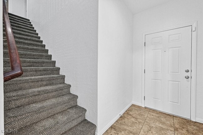 Building Photo - 326 Hillhead Ct