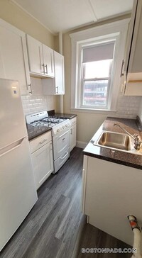 Building Photo - 1179 Boylston St