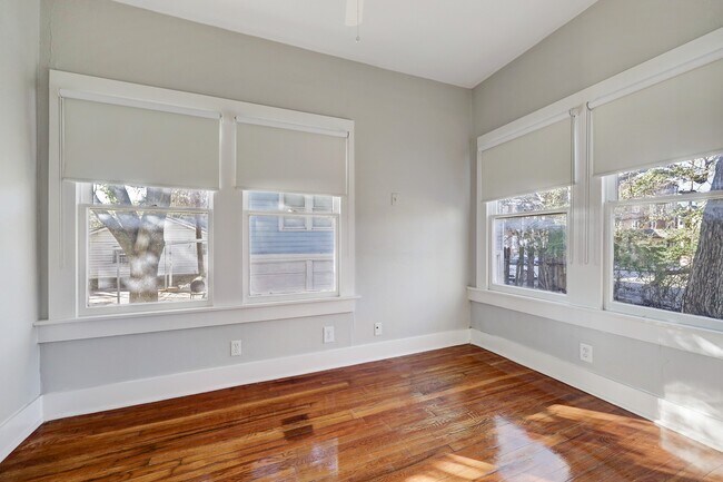 Building Photo - 1229 Heights Blvd