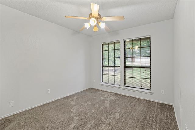 Building Photo - 616 Lake Crest Pkwy