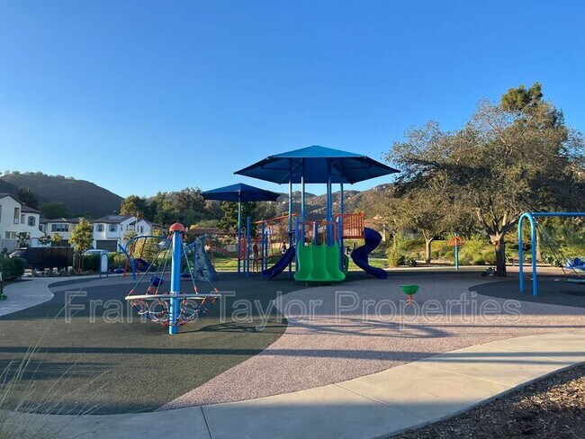 Building Photo - 1360 Gary Ln