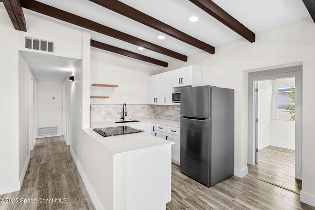 Building Photo - 2295 Allan Adale Rd