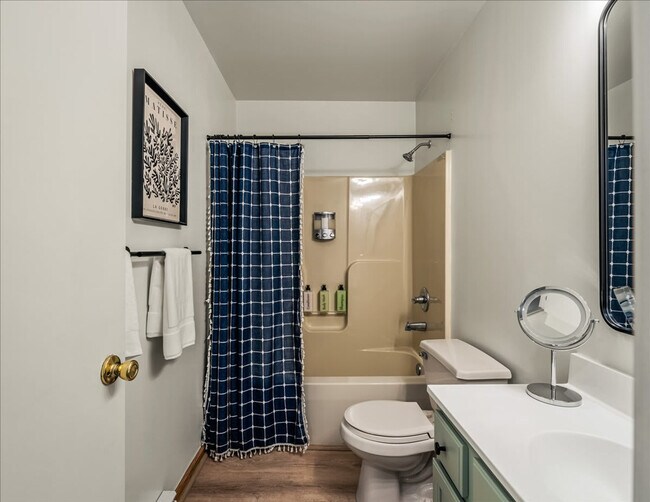 Building Photo - 109 Rising Sun Ct