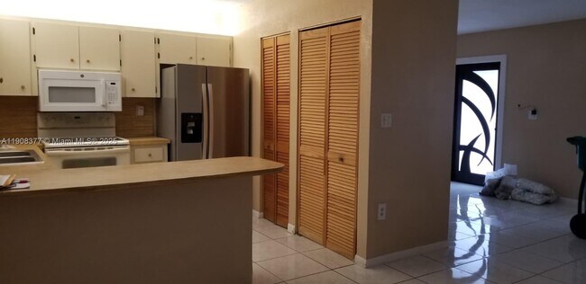 Building Photo - 16239 SW 305th St