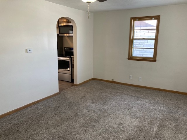 Building Photo - 922 E 3rd St