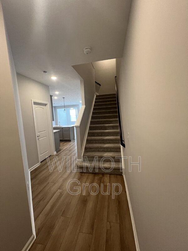 Building Photo - 7300 Shroyer Wy