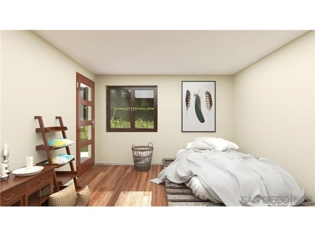 Building Photo - 7865 Golfcrest Dr