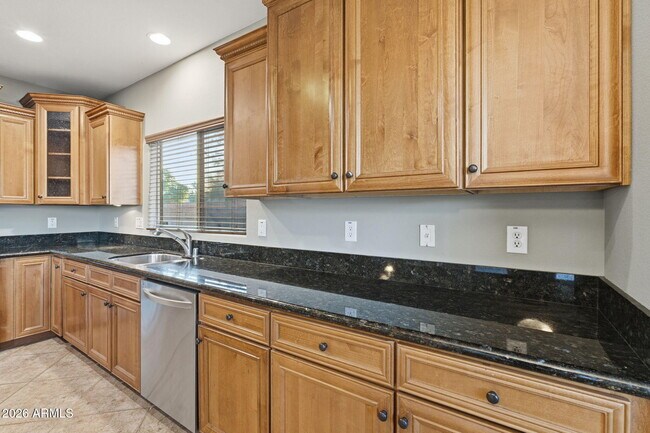 Building Photo - 13820 W Cheery Lynn Rd