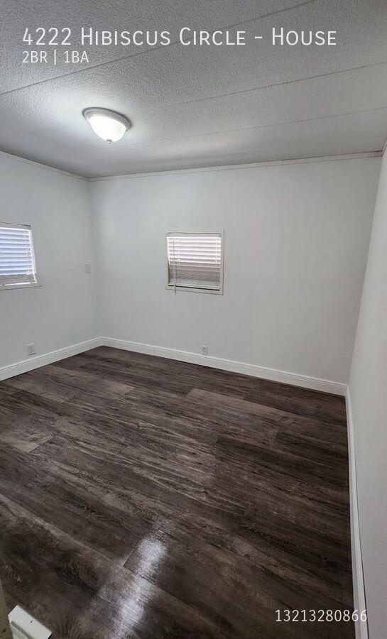 Building Photo - 4222 Hibiscus Cir