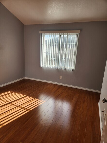 Building Photo - 21415 S Vermont Ave