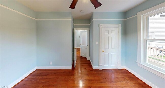 Building Photo - 409 Dinwiddie St