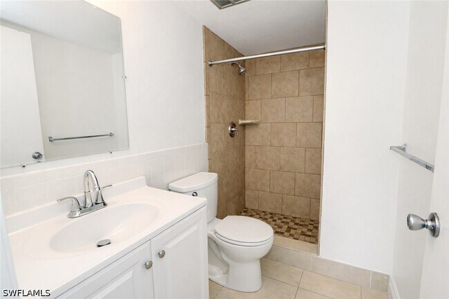 Building Photo - 2828 Jackson St