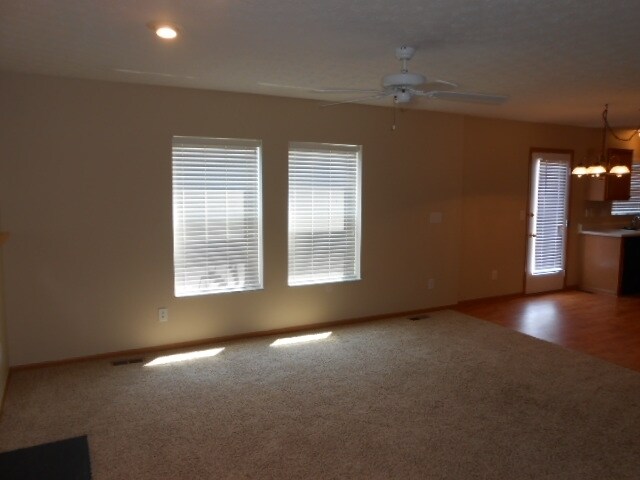 Building Photo - 79 Brooksedge Dr E