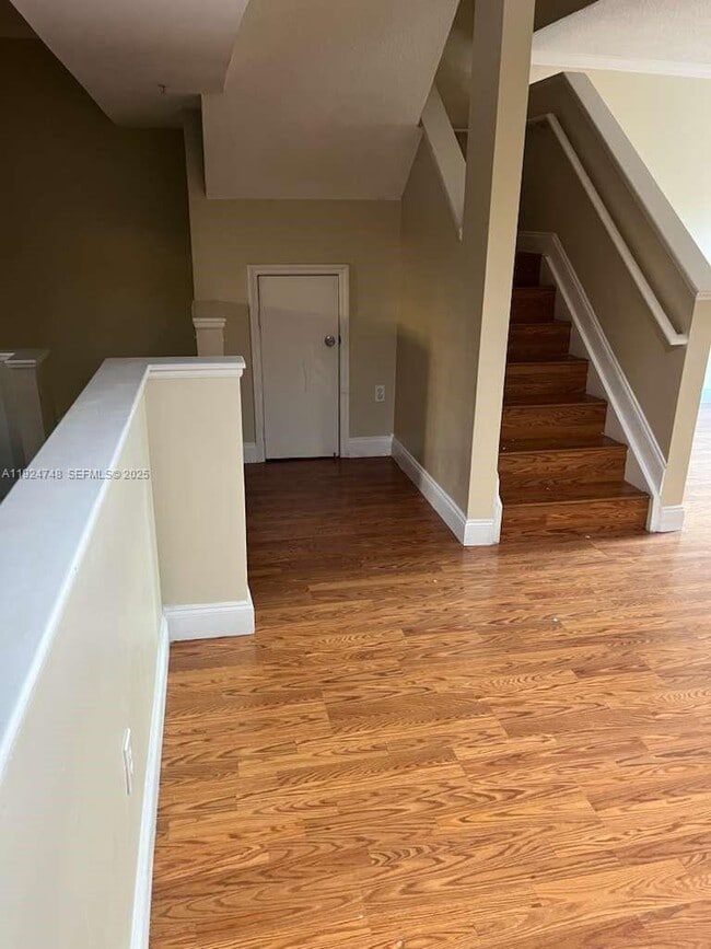 Building Photo - 2891 NE 185th St