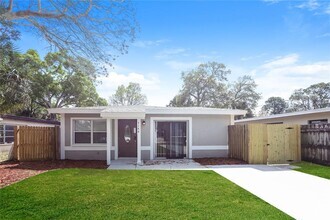 Building Photo - 7144 35th Ave N