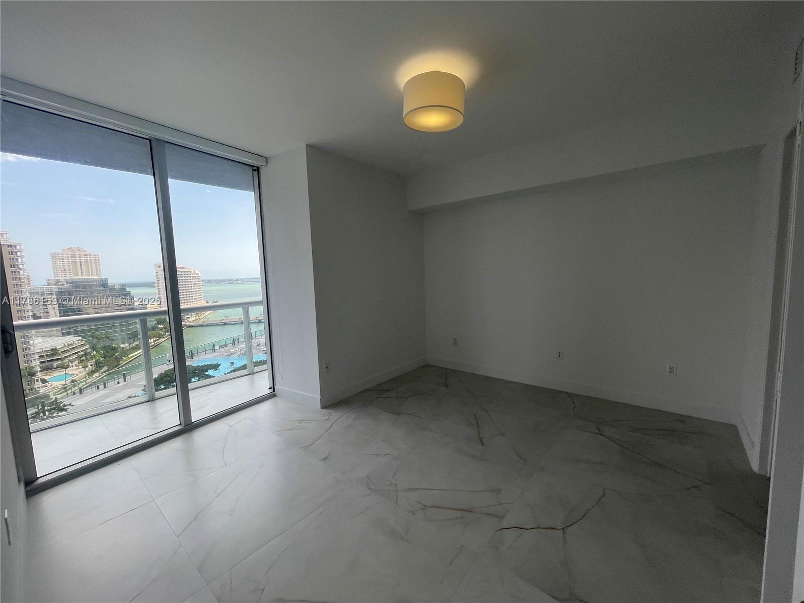 Building Photo - 465 Brickell Ave