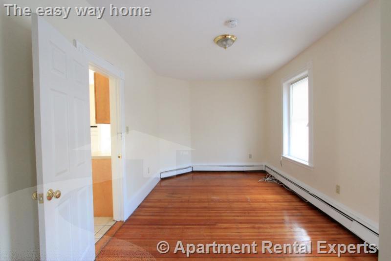 Building Photo - 10 Winter St