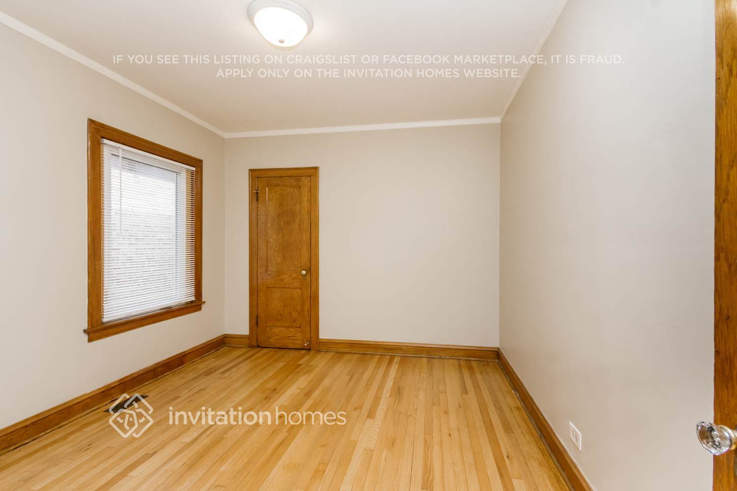 Building Photo - 1504 Clarence Ave
