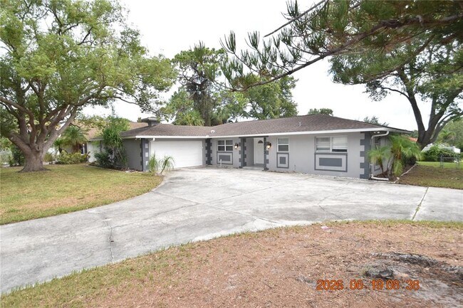 Building Photo - 3273 Harbor Lake Dr