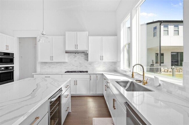 Building Photo - 9855 Mocking Bird Hill Ln