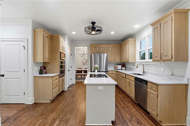 Building Photo - 4221 Willow Oak Dr