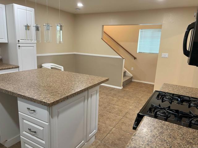 Building Photo - 4054 Mt Barnard Ave