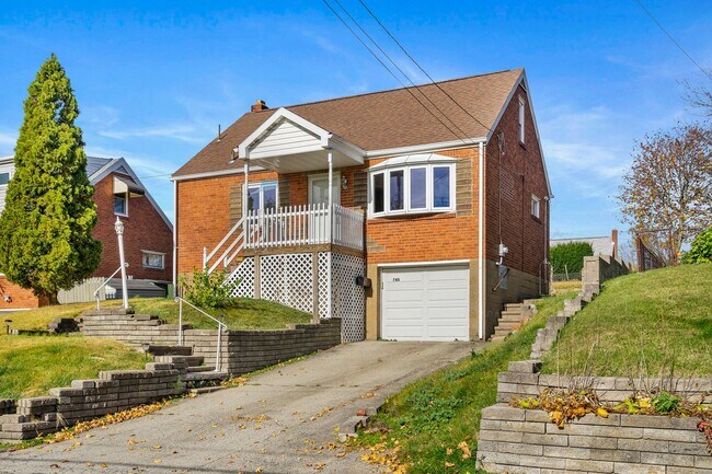 Building Photo - Newly updated 3Bed/1.5bath in West Mifflin