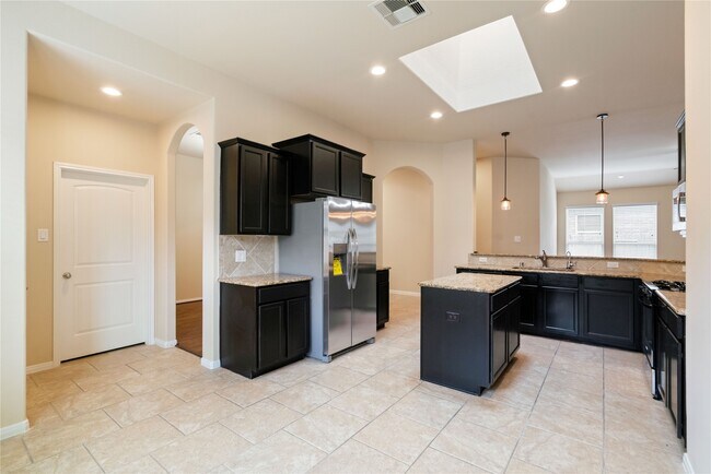 Building Photo - 8934 Finnery Dr