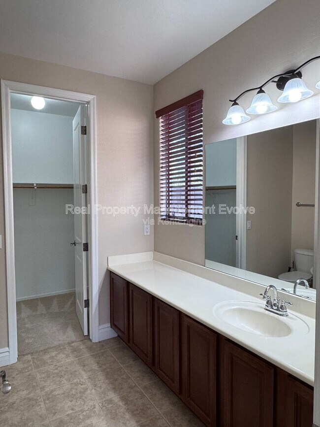 Building Photo - 27313 N 23rd Ln