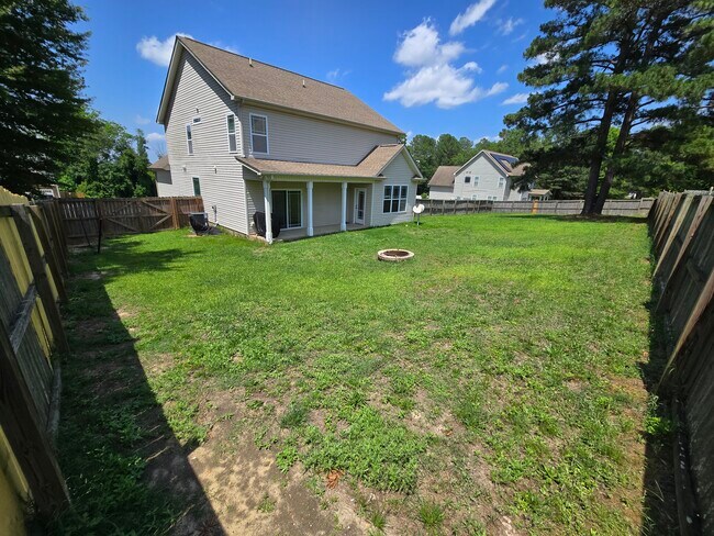 Building Photo - 47 Kentucky Derby Ln