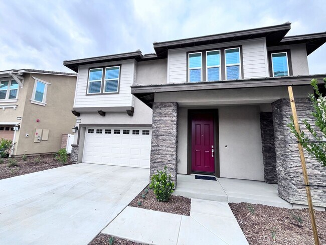 Building Photo - ***NEW BUILD IN LOMA LINDA***