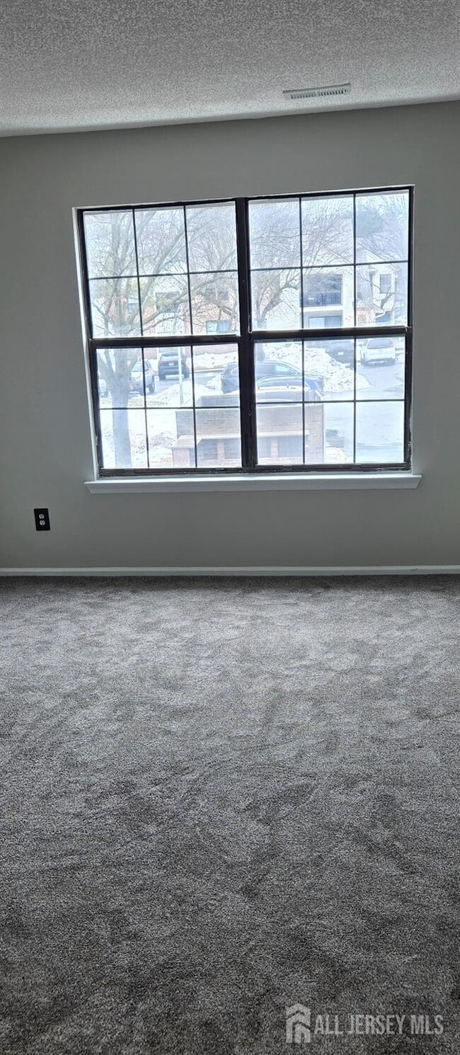 Building Photo - 3015 Lighthouse Ln