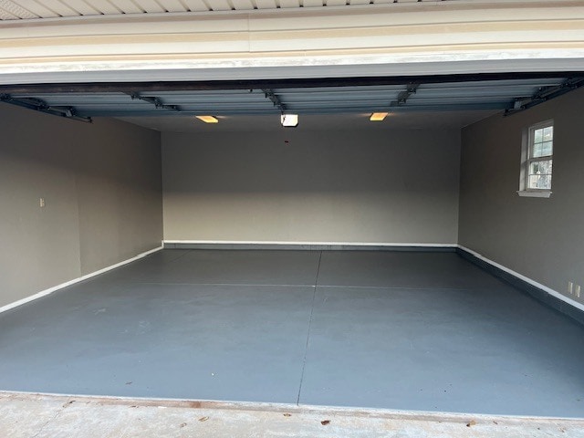 Building Photo - 35 E Lincoln Ave