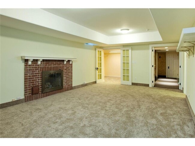 Building Photo - 1769 Dupont Ave S