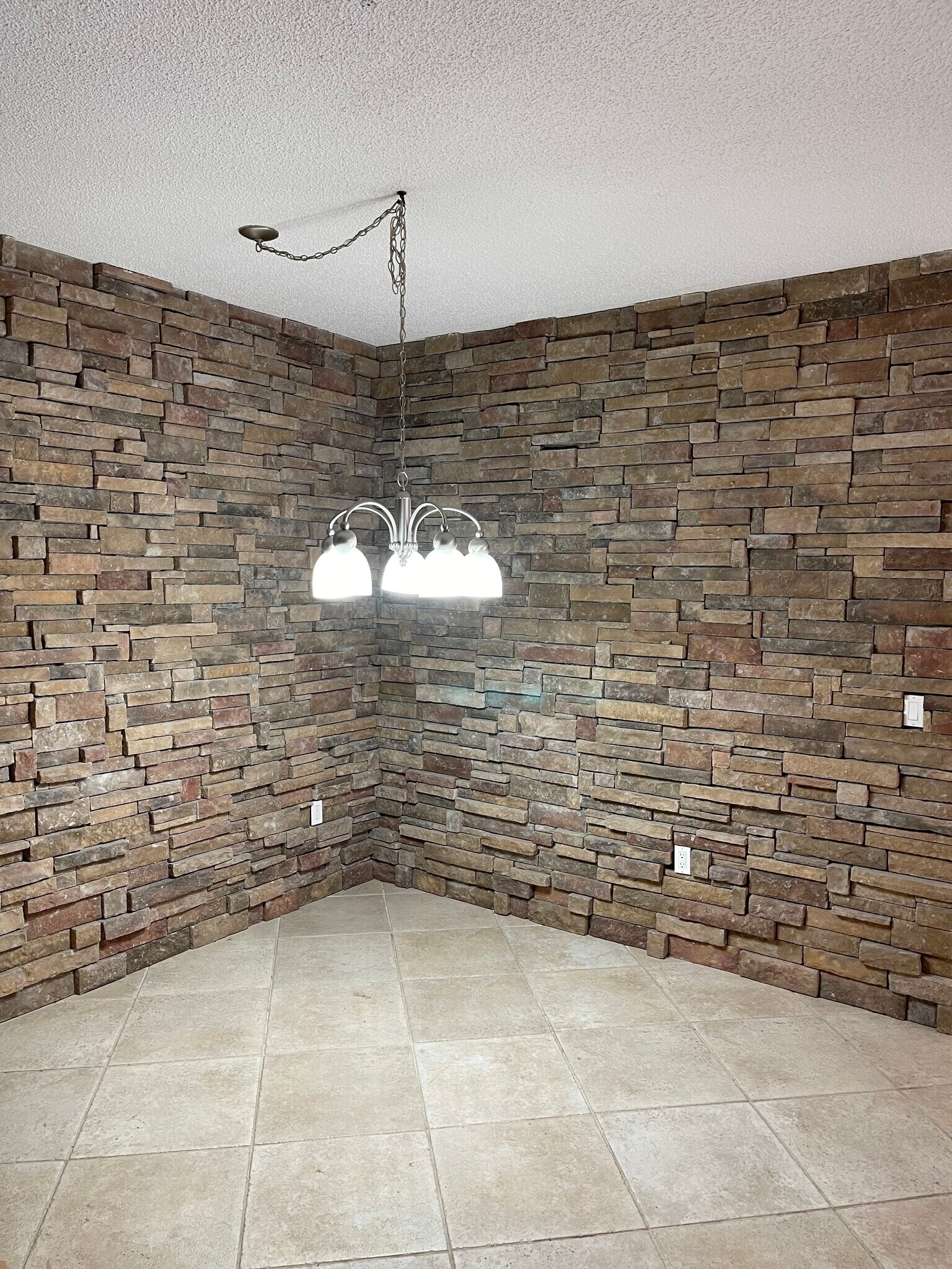 Dining area - 2208 Walden Park Dr
